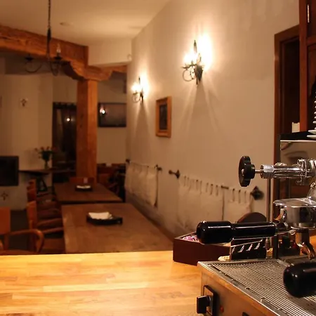 Constans Homestay