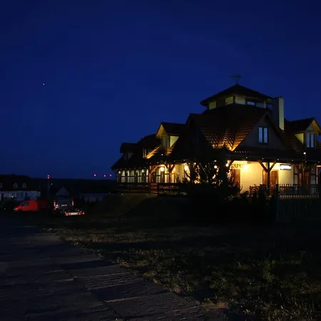 Constans Homestay *